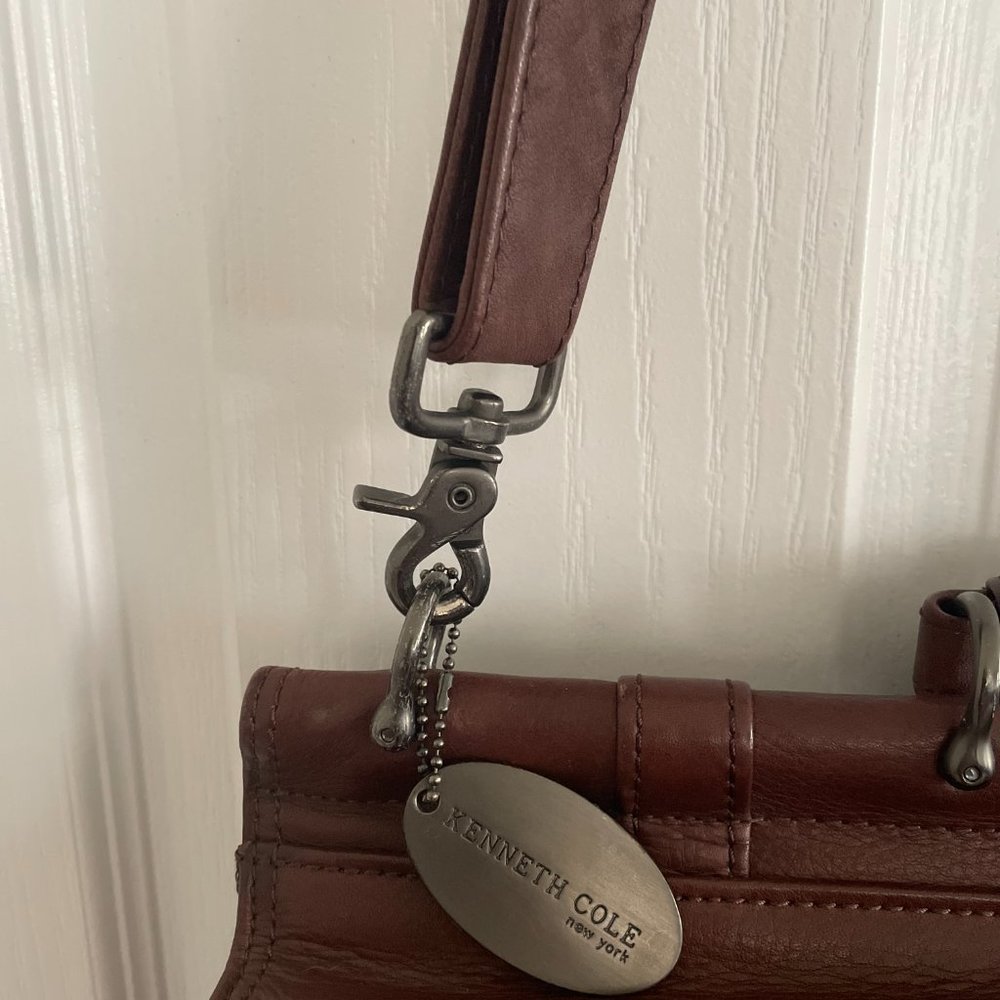 Kenneth Cole Brown Leather Messenger Satchel/Briefcase - Picture 3 of 14